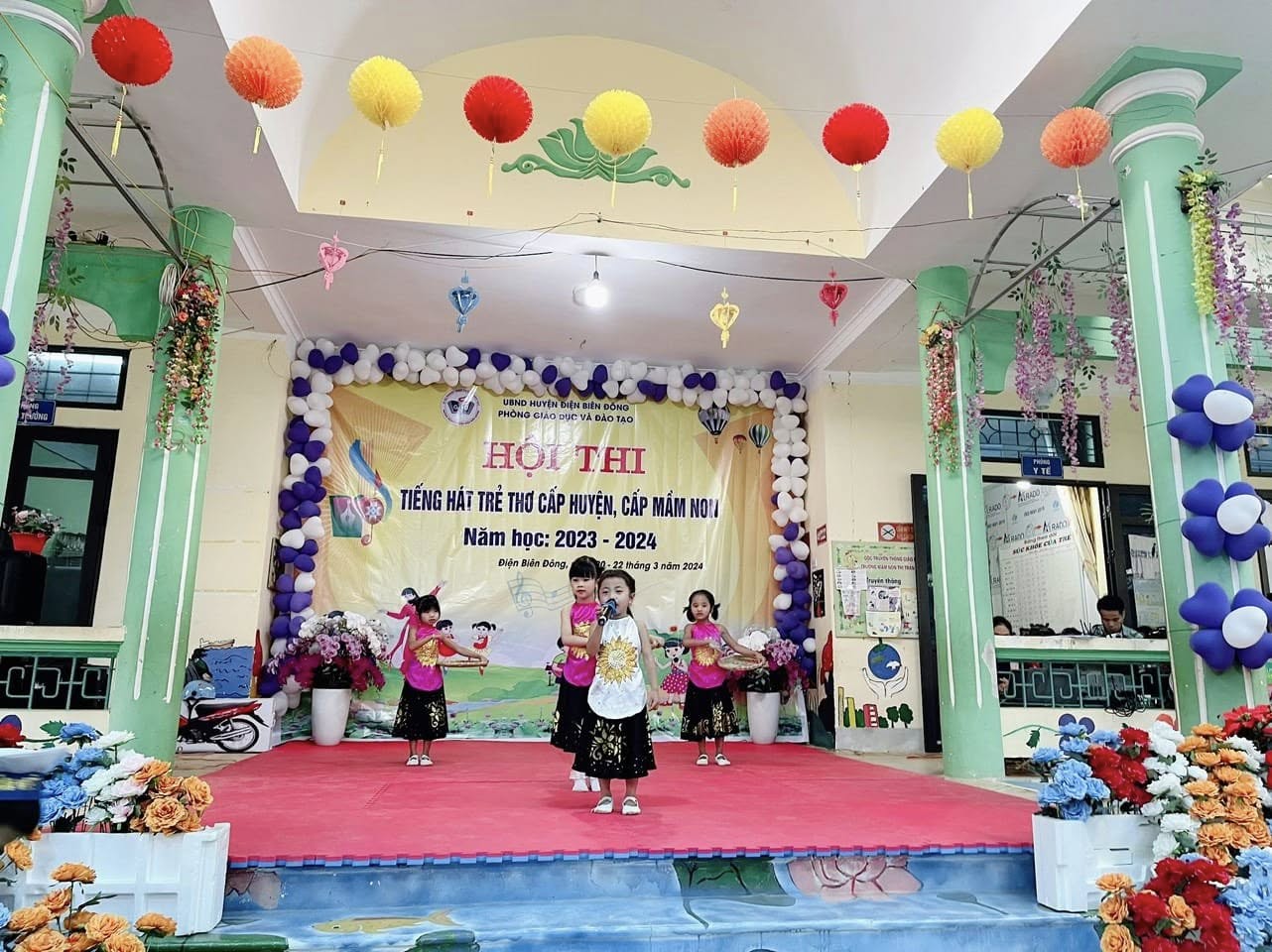 Khai giảng năm học mới